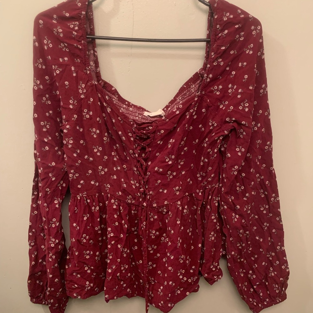 Large aero long sleeved peasant top